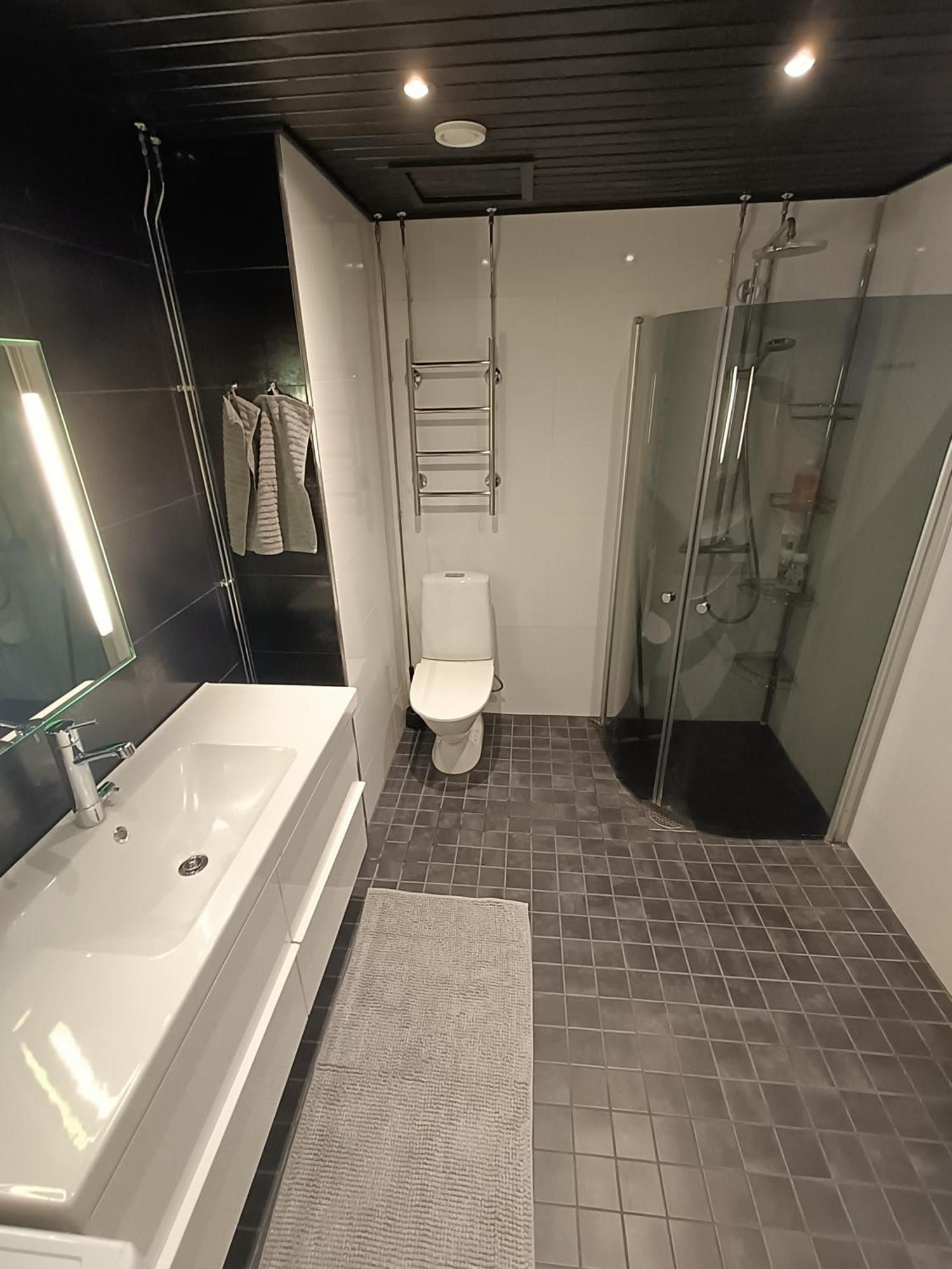 Big 88M2 Apartment In The Center ロヴァニエミ エクステリア 写真