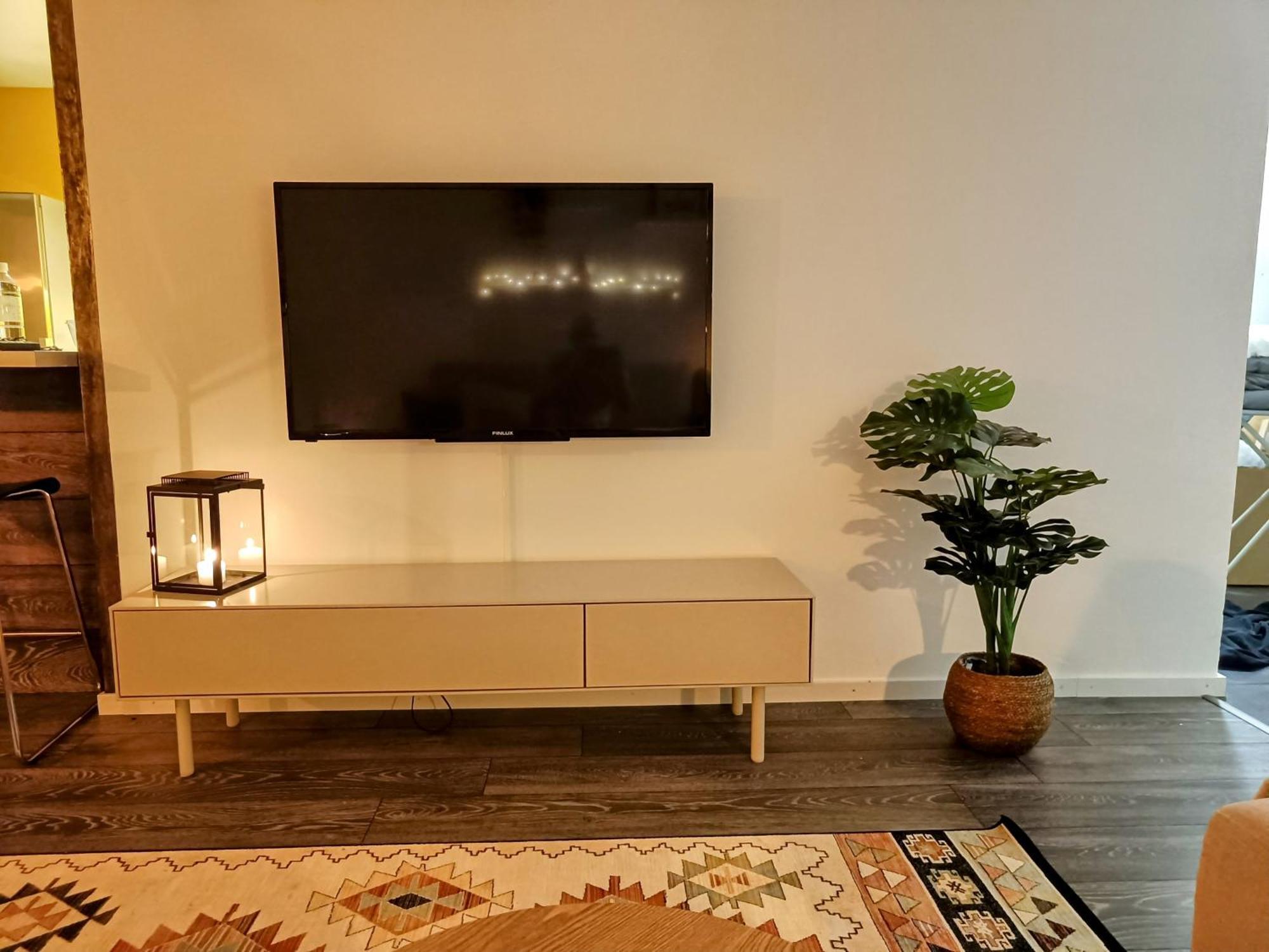 Big 88M2 Apartment In The Center ロヴァニエミ エクステリア 写真