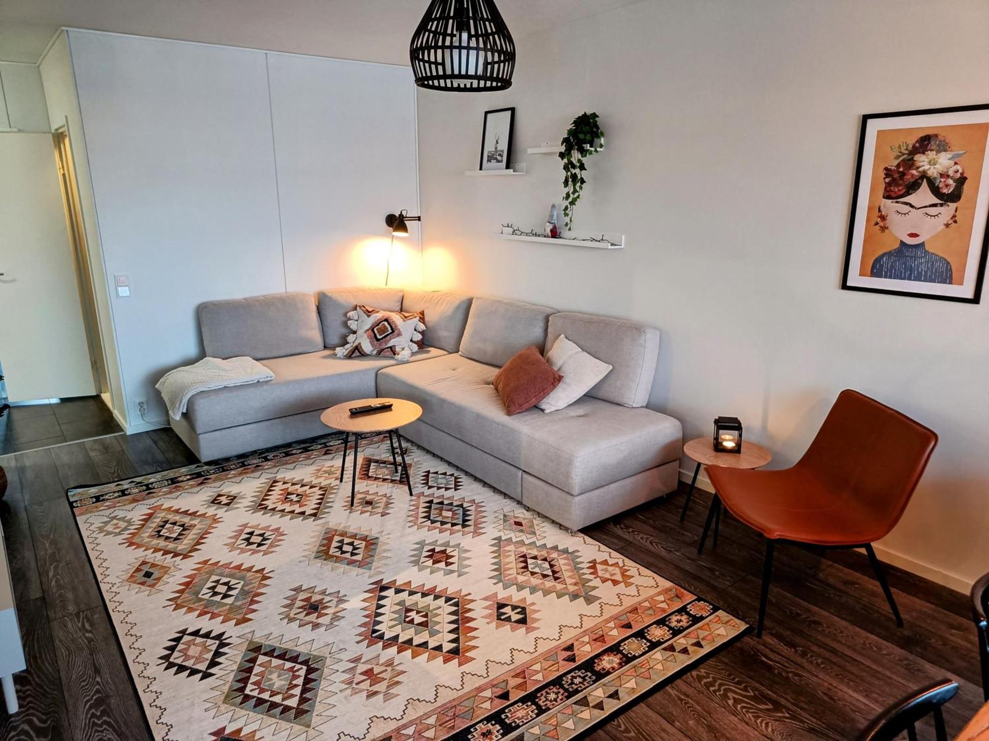Big 88M2 Apartment In The Center ロヴァニエミ エクステリア 写真